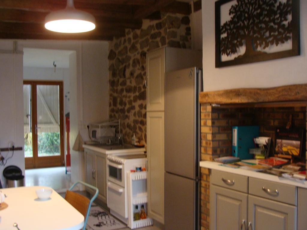 La Cerisaie Villa Ferreux Exterior photo